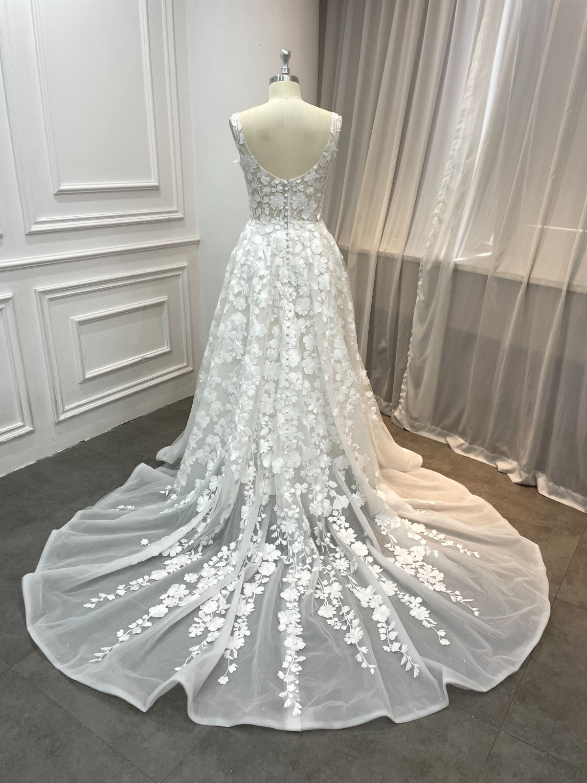 Starr Bridal - Rosalinda Secondary image