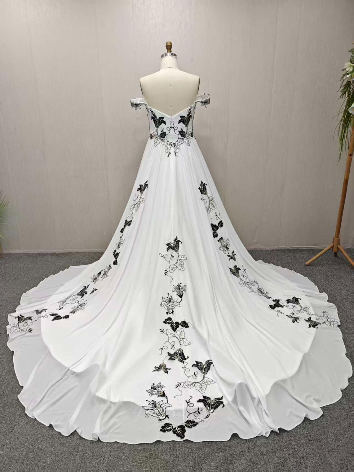 Starr Bridal - Calista