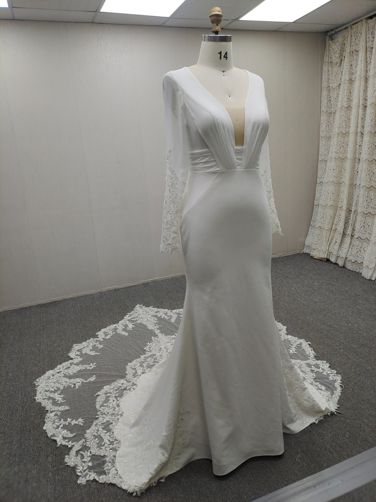 Starr Bridal - Itzel Main image