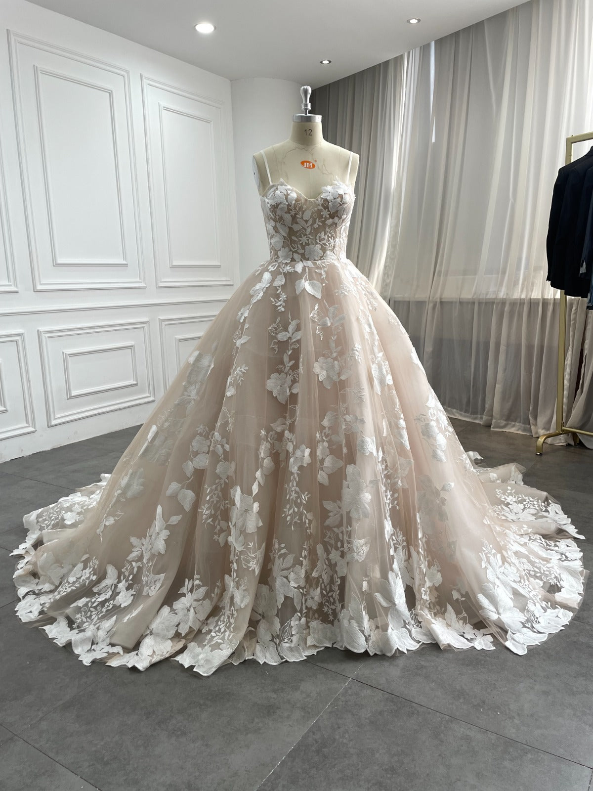 Starr Bridal - Elizabeth
